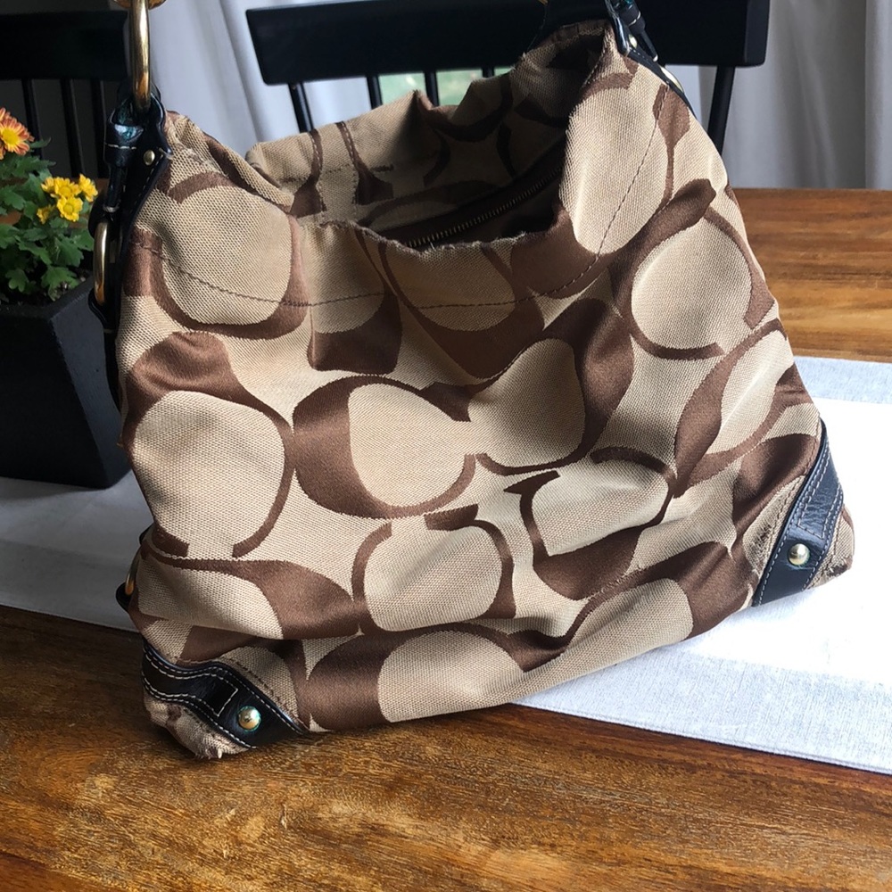 Coach Shoulder Bag